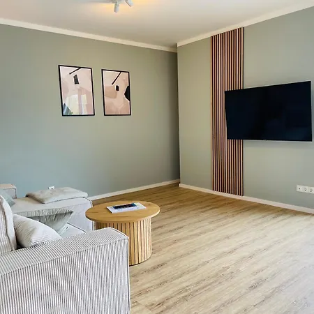 Lightplace - Moderne In - Balkon - Netflix - Am Kanal דירה