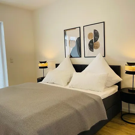 Lightplace - Moderne In - Balkon - Netflix - Am Kanal 아파트 *
