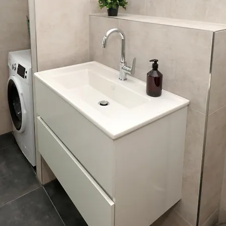 Apartment Lightplace - Moderne In - Balkon - Netflix - Am Kanal