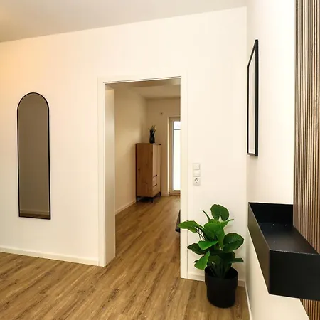 Lightplace - Moderne In - Balkon - Netflix - Am Kanal *