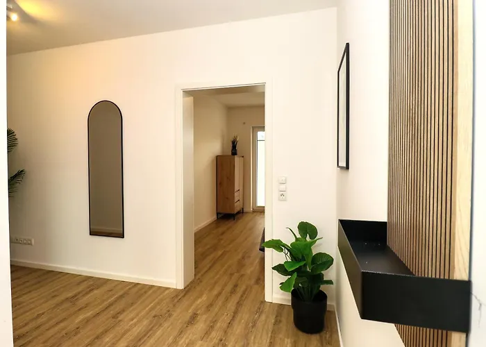 Lightplace - Moderne In - Balkon - Netflix - Am Kanal *