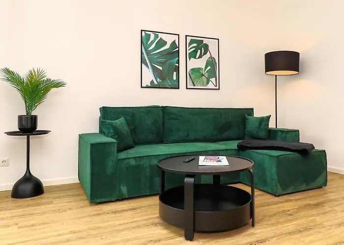 Lightplace - Moderne In - Balkon - Netflix - Am Kanal
